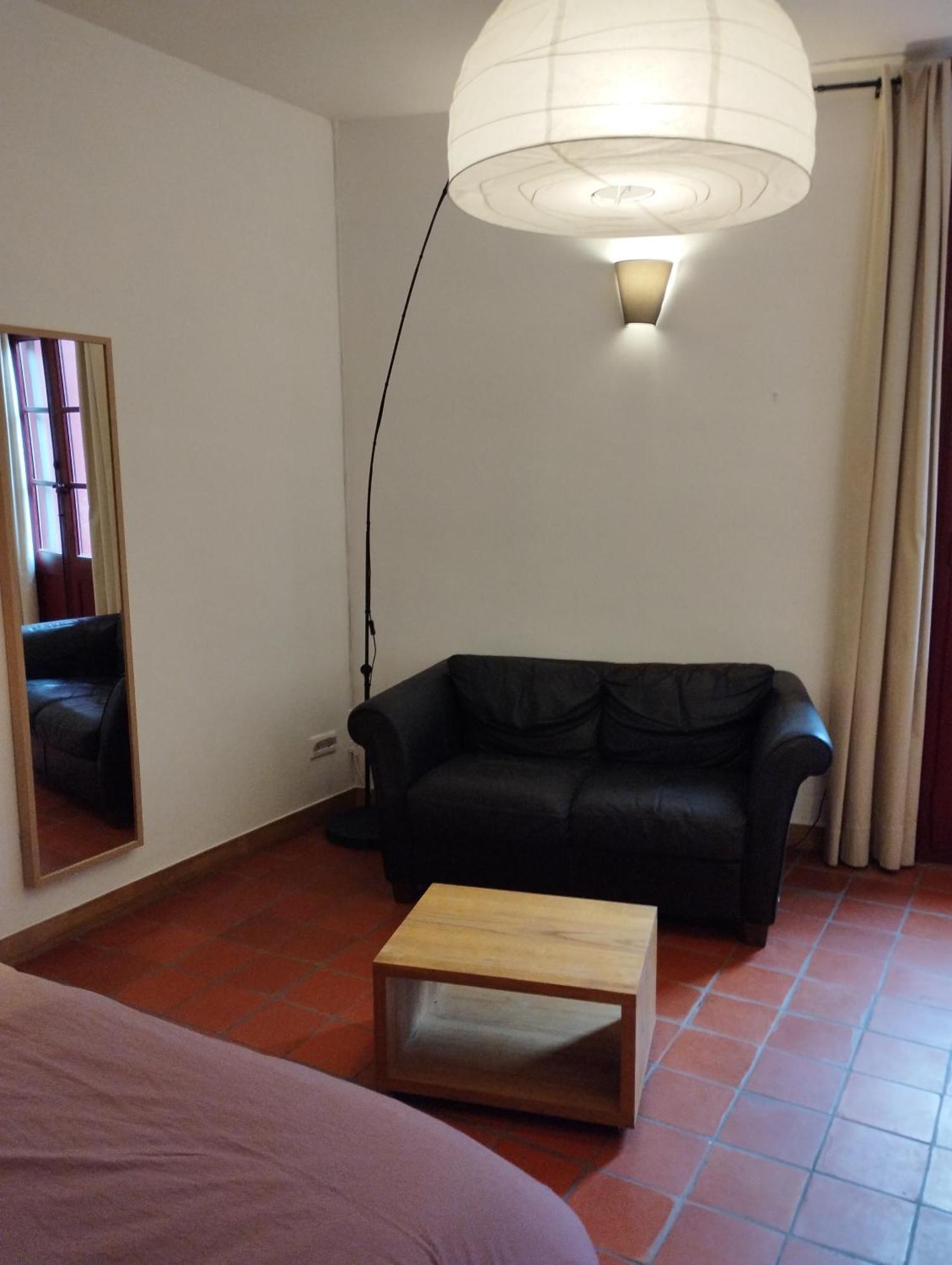 Les Studios De St Guilhem Saint-Guilhem-le-Desert Exterior foto