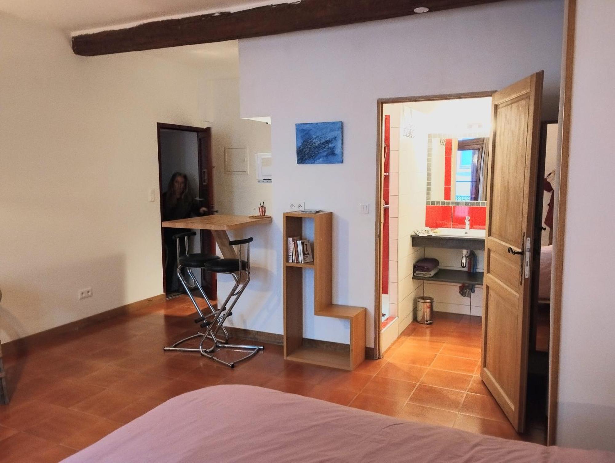 Les Studios De St Guilhem Saint-Guilhem-le-Desert Exterior foto