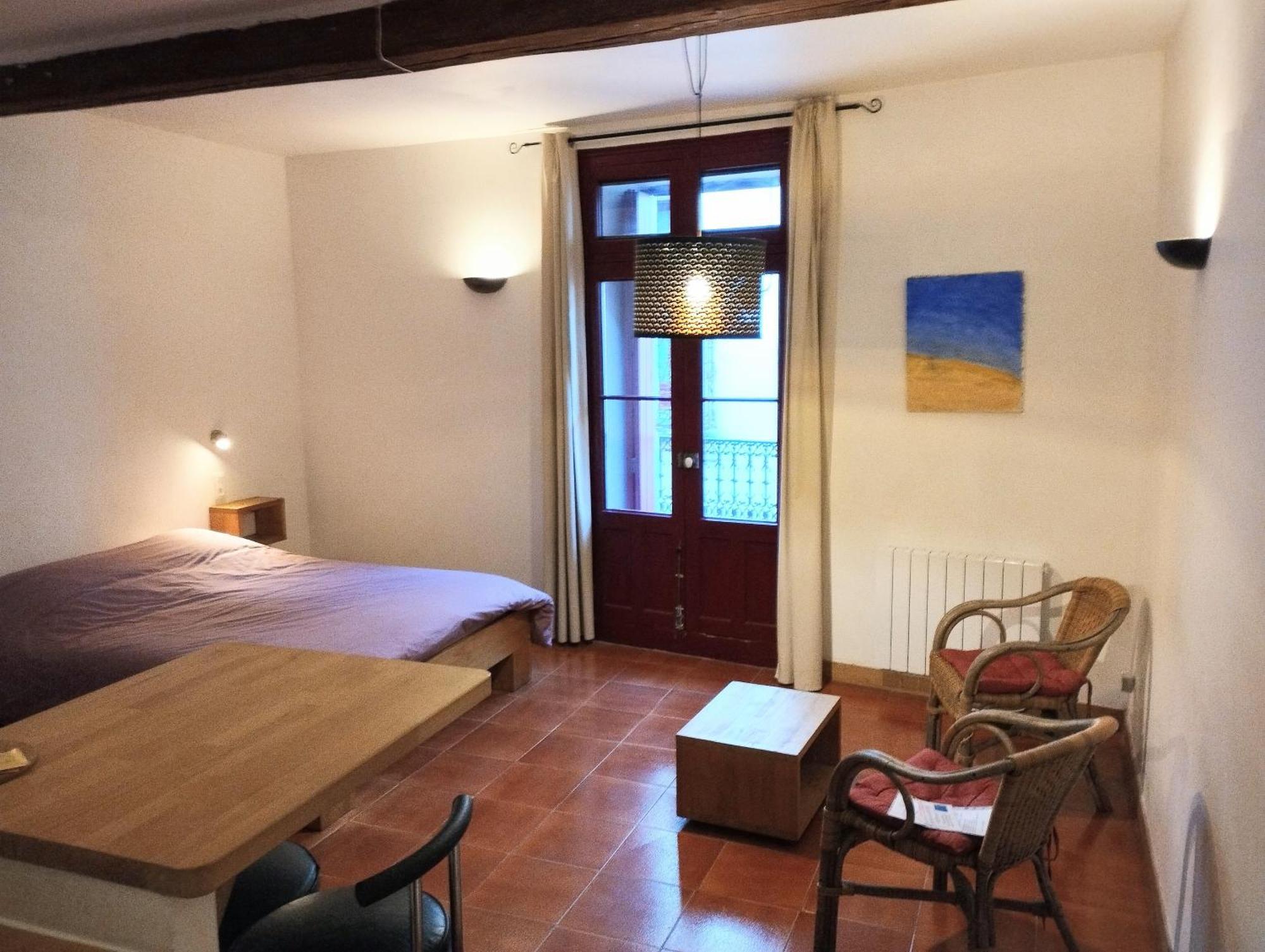 Les Studios De St Guilhem Saint-Guilhem-le-Desert Exterior foto